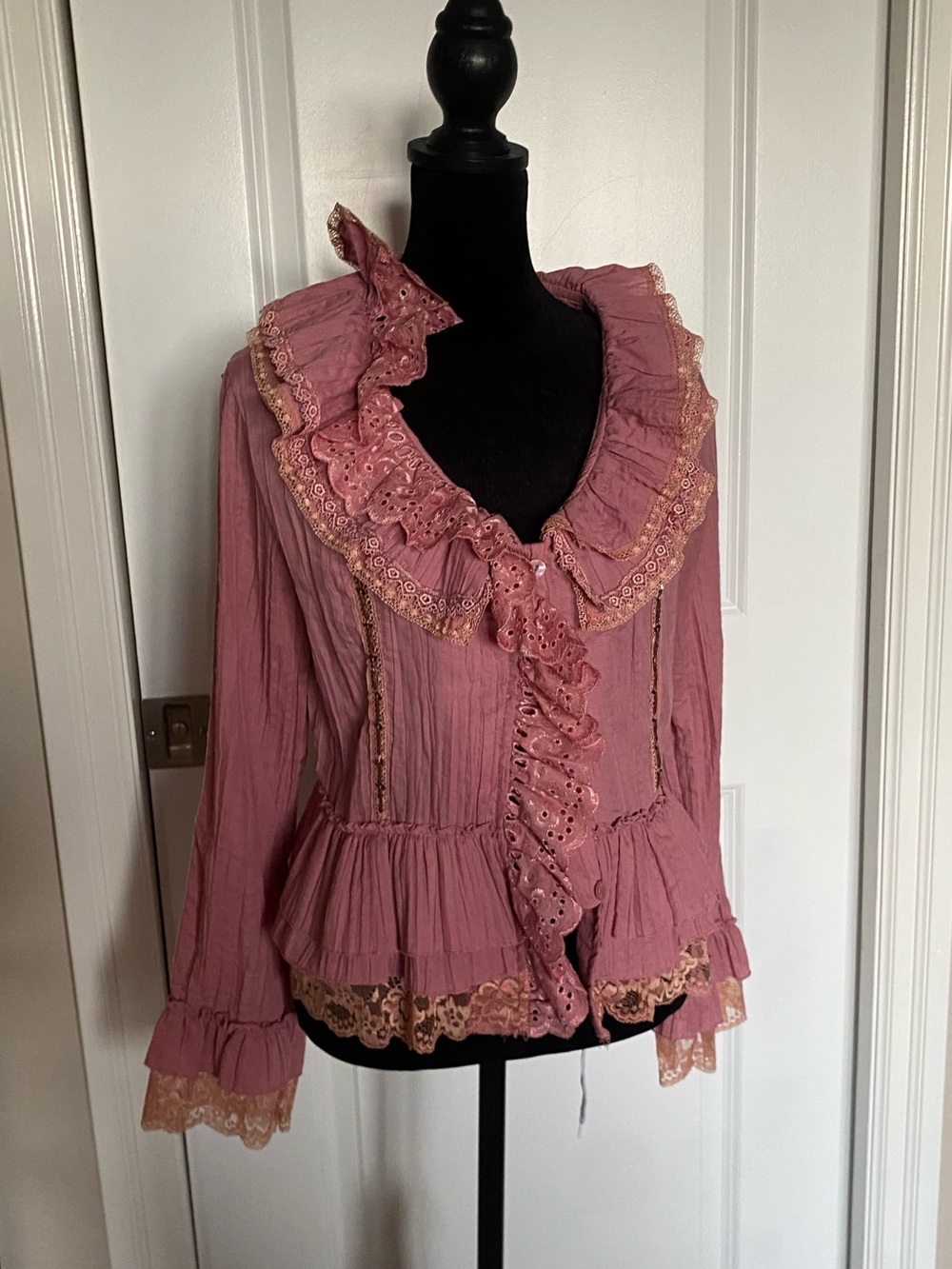 Vintage 80s Revillon Romantic Ruffled Lace Collar Peplum Blouse Pink | Size S